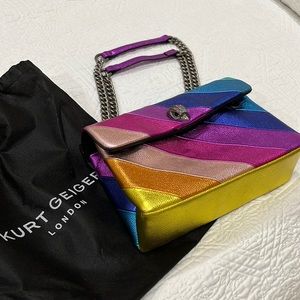 Like new. Used only once. Plus dust bag. At the market for $295